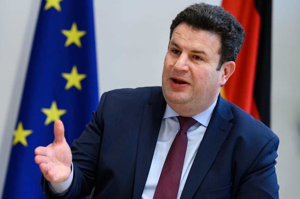 Hubertus Heil (SPD), Bundesminister für Arbeit und Soziales, im dpa-Interview.