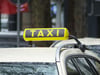 Wer in Halle ein Taxi nimmt, muss jetzt einen Euro als Sprit-Pauschale wegen der hohen Kraftstoffpreise berappen. 