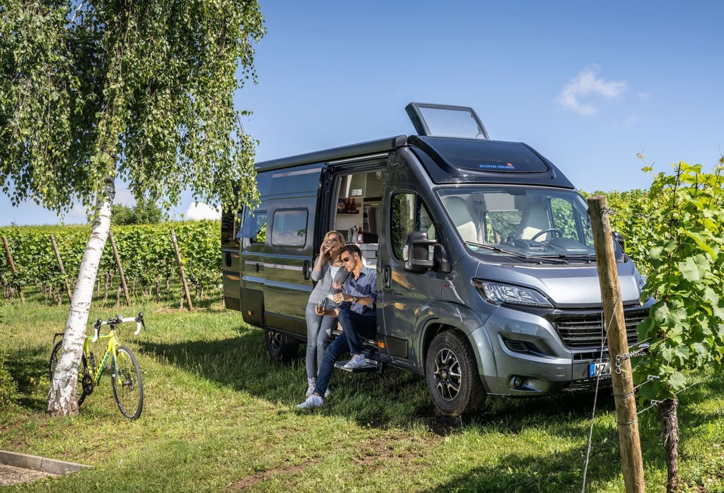 Was für eine Idylle: Das zulässige Gesamtgewicht des Campers darf vor lauter Urlaubsfreude aber nicht überschritten werden.