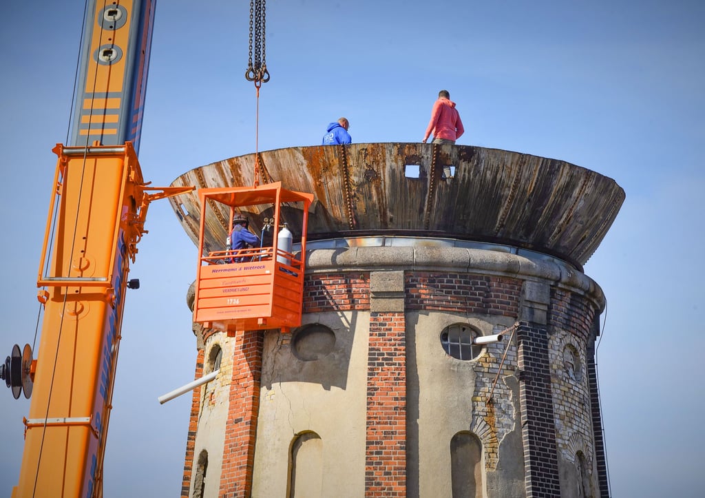 bahnwasserturm köthen_kugelabbau