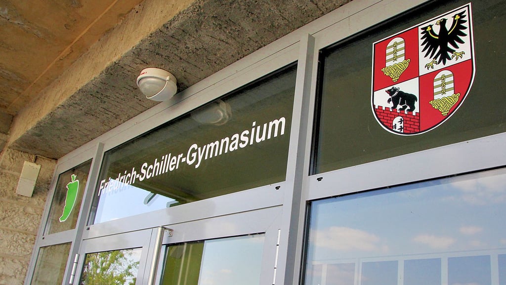 Neuer Anlauf für das Schillergymnasium in Calbe in der Frage von Fördermitteln für die geplante Sanierung. Der Stadtrat soll in dieser Woche darüber entscheiden.