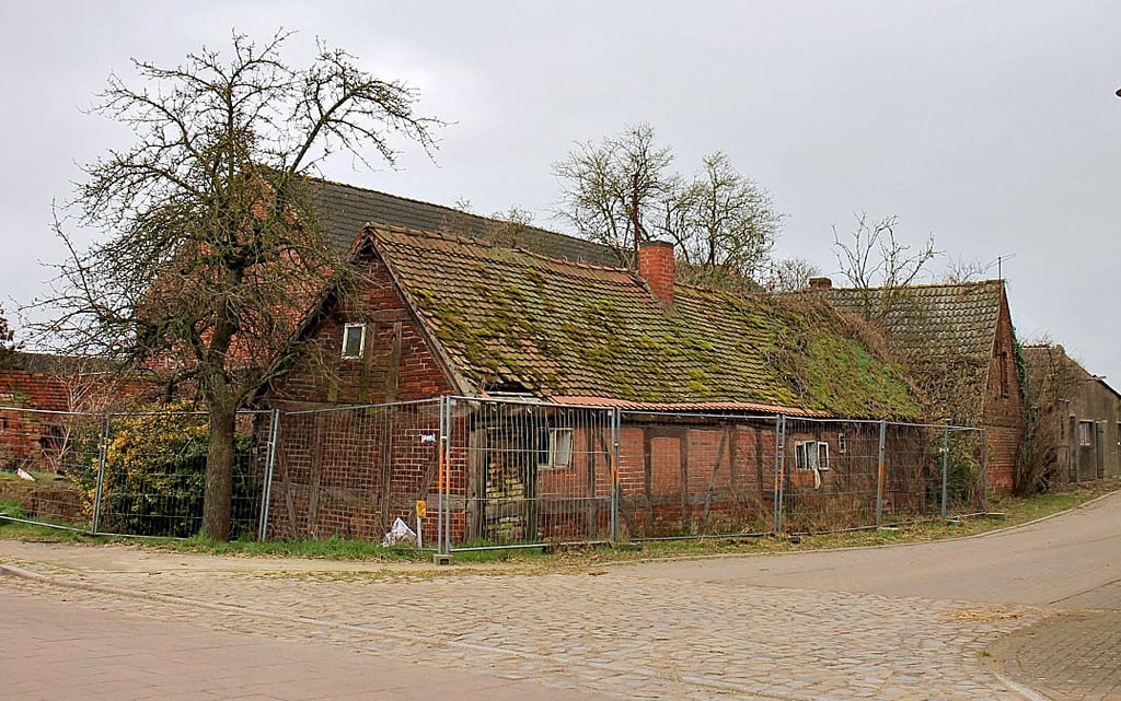 Diese Häuser in Schelldorf sollen verschwinden.