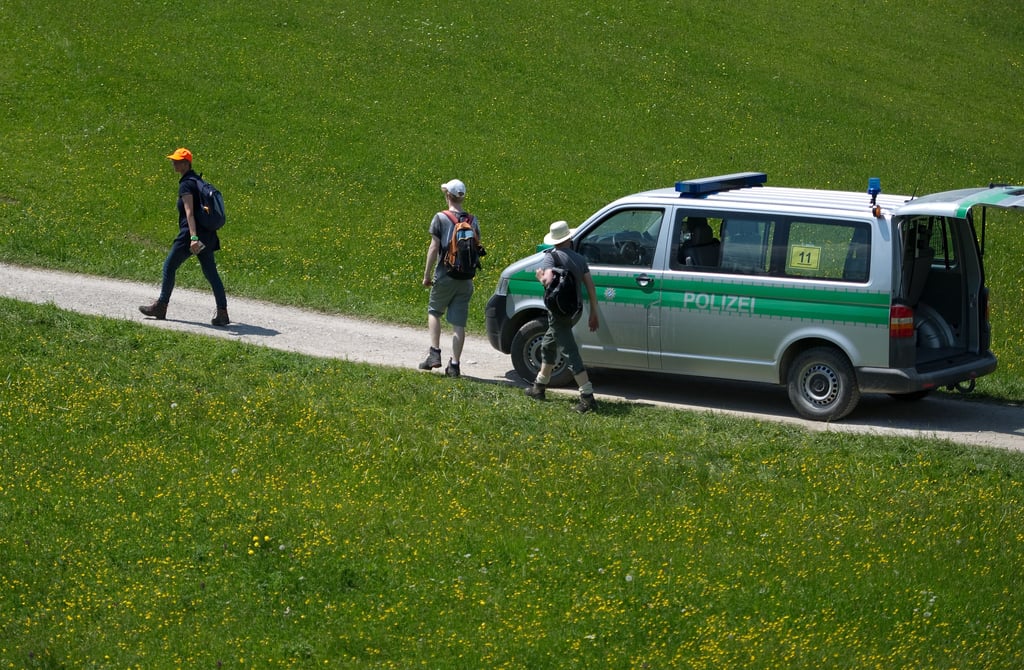 Illustration: Ein Fahrzeug der Polizei in Garmisch-Partenkirchen (Bayern).