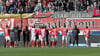 Die HFC-Fans schwören sich mit den Spielern auf den Endspurt im Abstiegskampf ein.