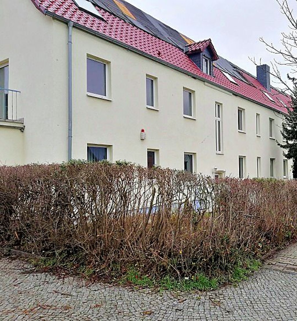 Das Haus in Tröglitz, Thälmannstraße, soll versteigert werden.
