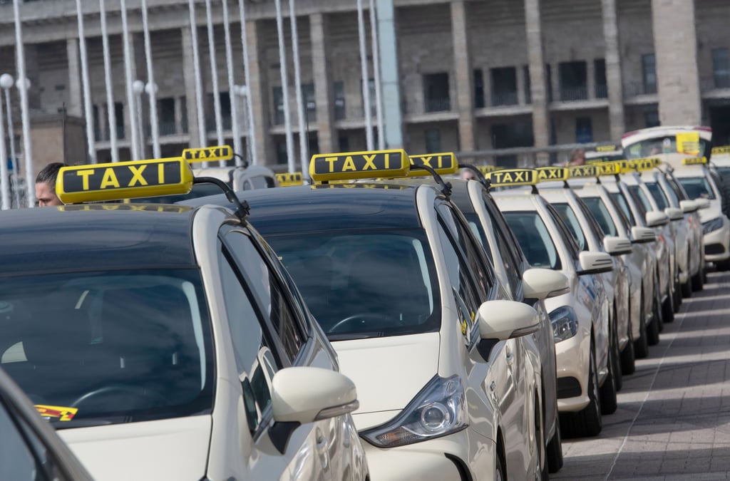 Bleiben die Taxis bald auf dem Hof stehen?