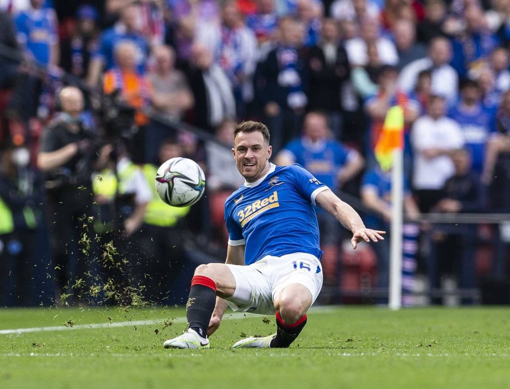 Rangers-Mittelfeldspieler Aaron Ramsey mit vollem Einsatz.