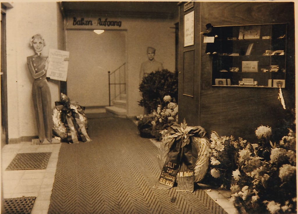 Eine neue Filmreihe blickt auf die Kinogeschichte Magdeburgs zurück. Hier das Oli-Kino in Stadtfeld bei der Eröffnung 1936.
