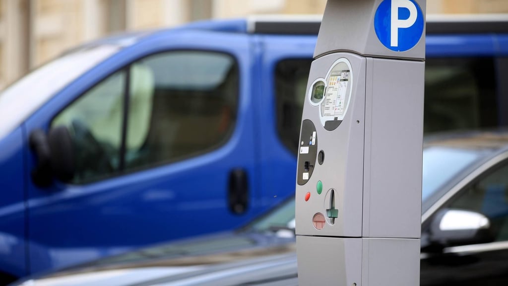 In Sachsen-Anhalt sollen die Kommunen künftig höhere Parkgebühren nehmen dürfen.