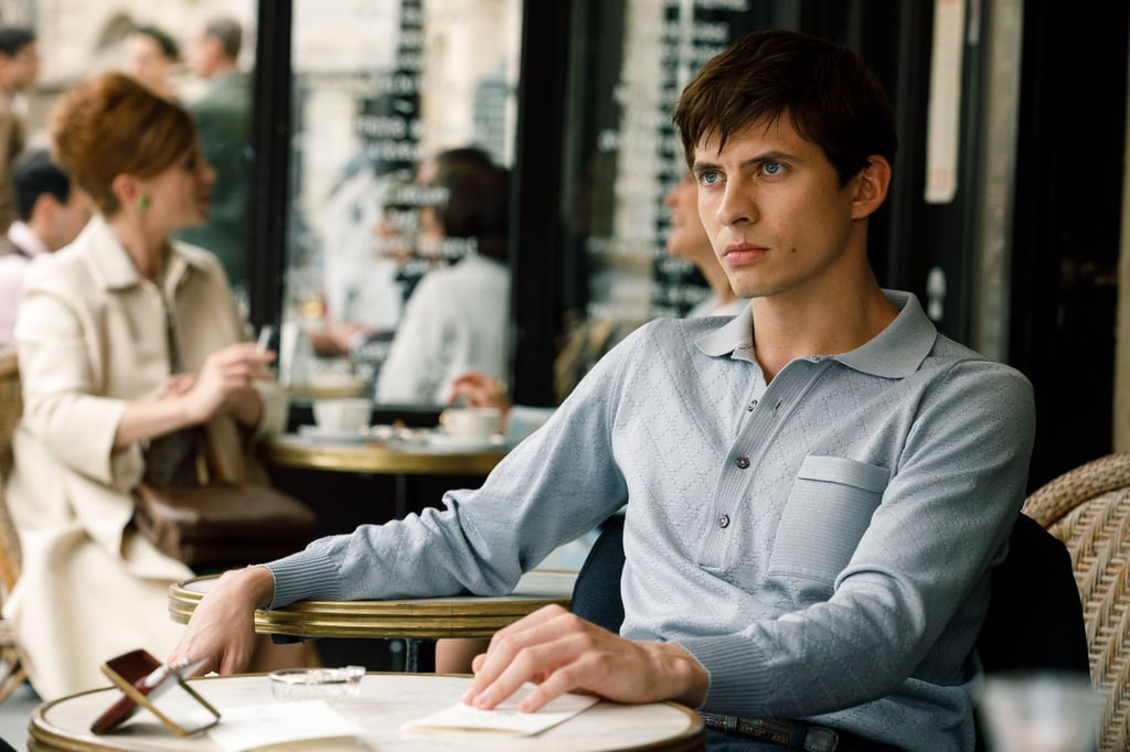Oleg Iwenko als Rudolf Nurejew in einer Szene des Films „Nurejew - The White Crow“.