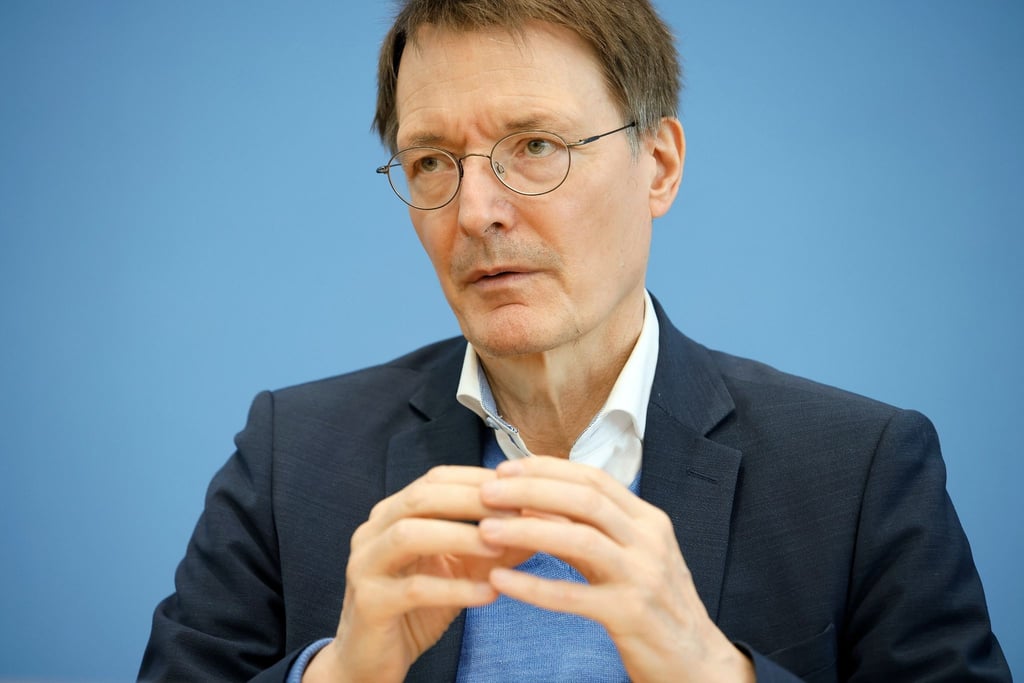 Bundesgesundheitsminister Karl Lauterbach soll im Fokus von Extremisten gestanden haben.