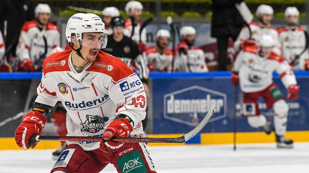 Die Eisbären Regensburg spielen starke Playoffs und könnten nun in die DEL2 aufsteigen.
