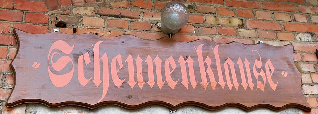 Das Schild hat Heinz-Helge Schulze gestaltet.