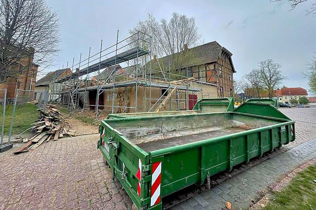 Der Abriss am „Prinz von Anhalt“ in Radegast begann vor wenigen Tagen.