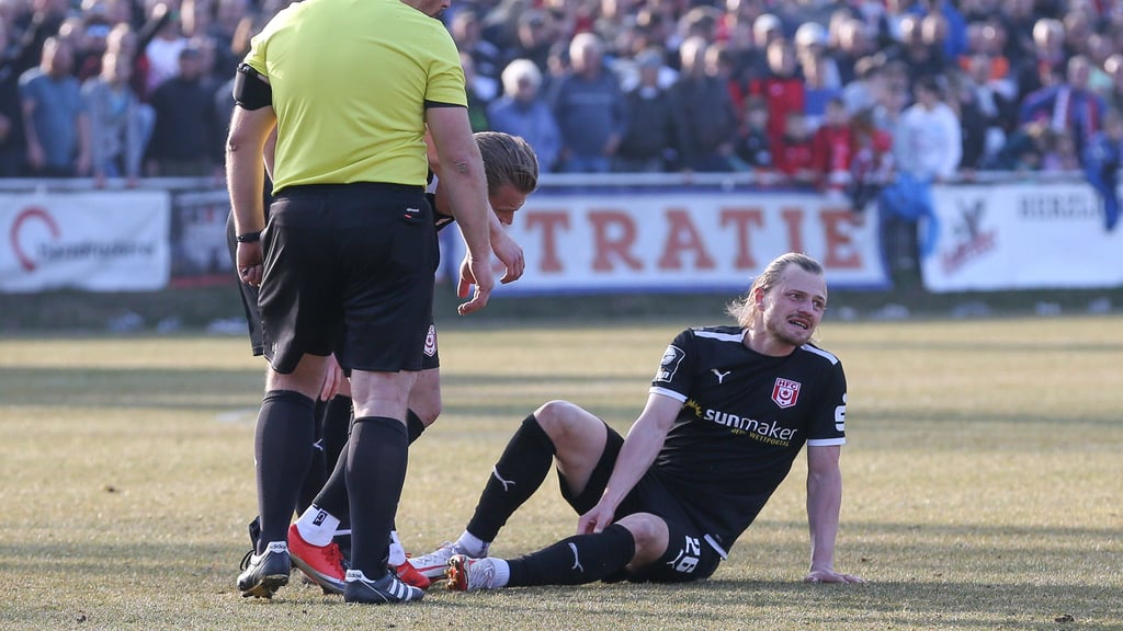 HFC-Taktgeber Marcel Titsch Rivero hatte sich beim Landespokalspiel in Wernigerode verletzt.