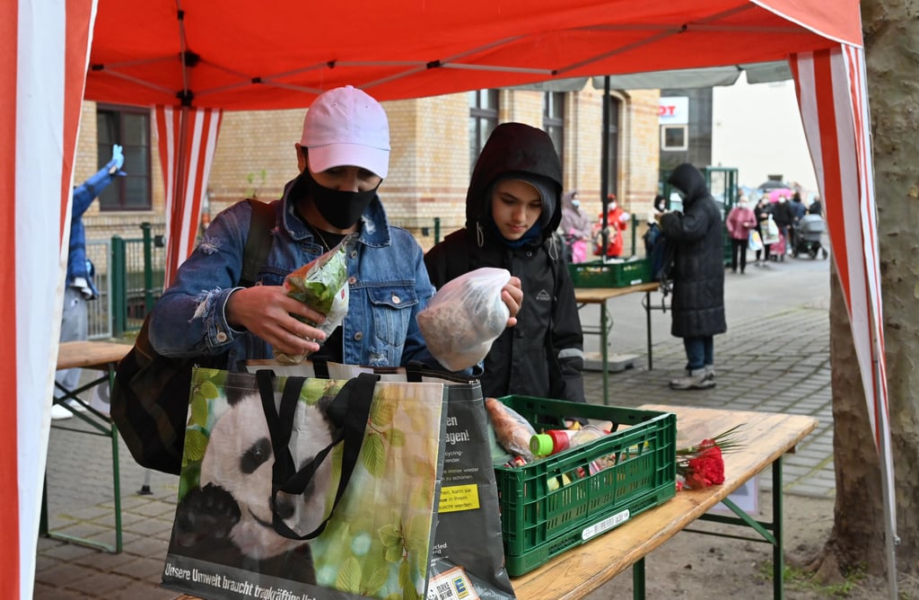 Die Magdeburger Tafel musste um Hilfe bitten, weil gespendete Lebensmittel knapp wurden, während die Nachfrage stetig steigt.