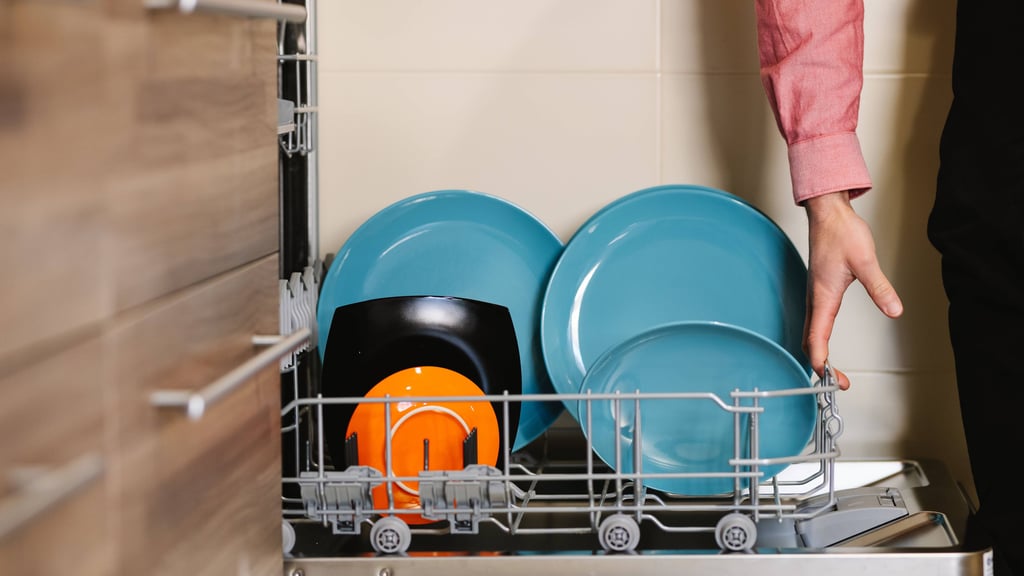 Über das Energiesparen im Haushalt kursieren einige Mythen, aber welche davon stimmen wirklich?