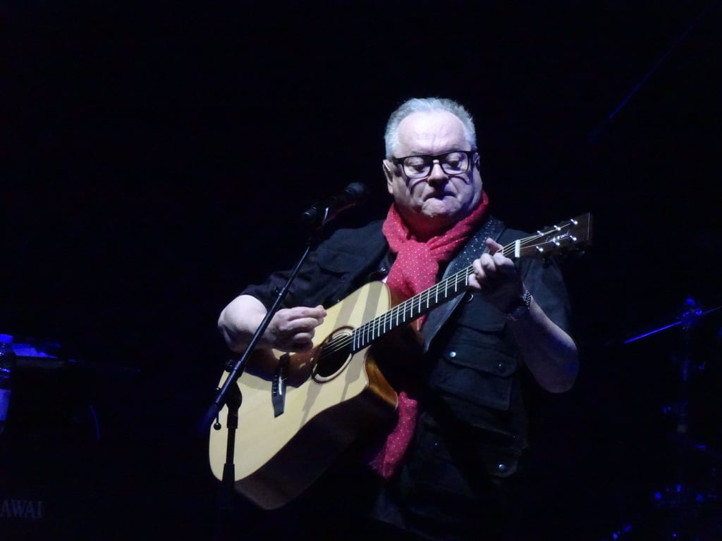 Manchmal auch an der Gitarre: Heinz Rudolf Kunze in Halle