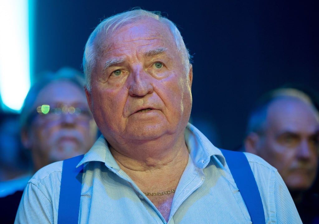 Boxtrainer Ulli Wegner hat nach seinem Sturz am Neujahrsmorgen mit einer Reha in einer Klinik im Berliner Umland begonnen.