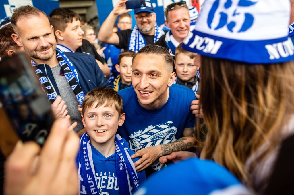 Baris Atik war bei vielen Fans ein begehrter Foto-Gast.