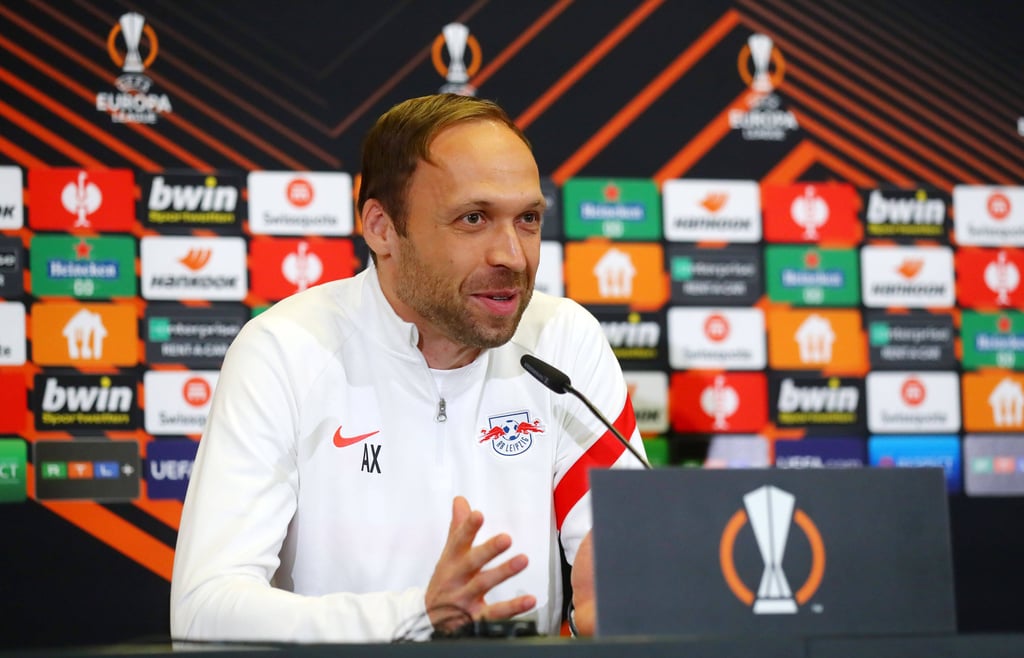 Andreas Hinkel beim Pressegespräch.