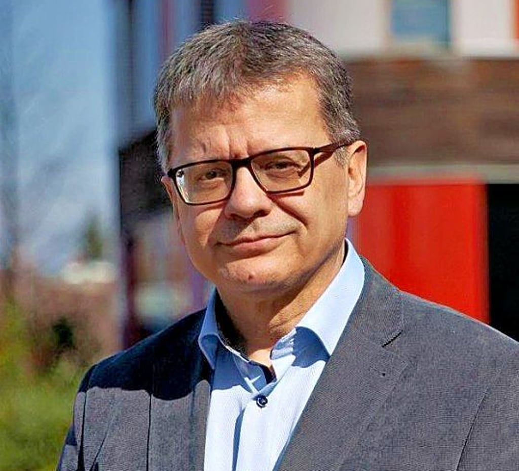 Frank Brozowski hat die Partei Die Linke verlassen.