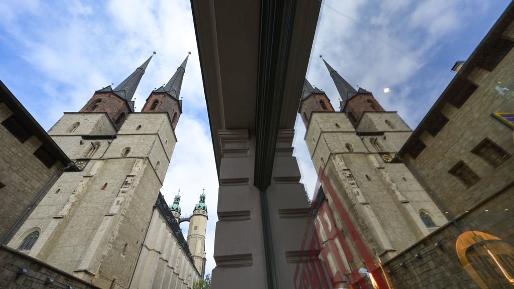 Über Monate war die Kirche "Unser lieben Frauen" eine einzige große Baustelle. Im Rahmen des EFRE-Konzepts wurde das Gotteshaus denkmalgerecht saniert. Foto: Heiko Rebsch/