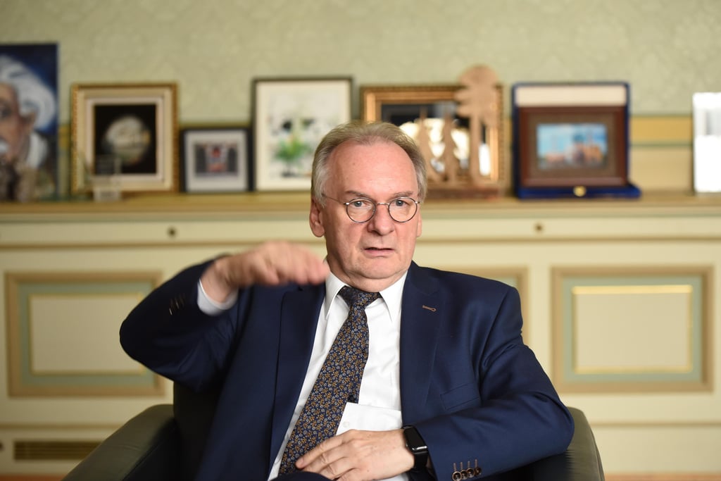 "Wir haben Defizite": Reiner Haseloff bemängelt eine Schwächung wichtiger Fächer.