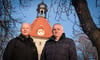 Volker Rapsilber (links) und Steffen Sauer aus Dammensdorf sind für den Bürgerpreis nominiert für ihr Engagement um die örtliche Kirche. 