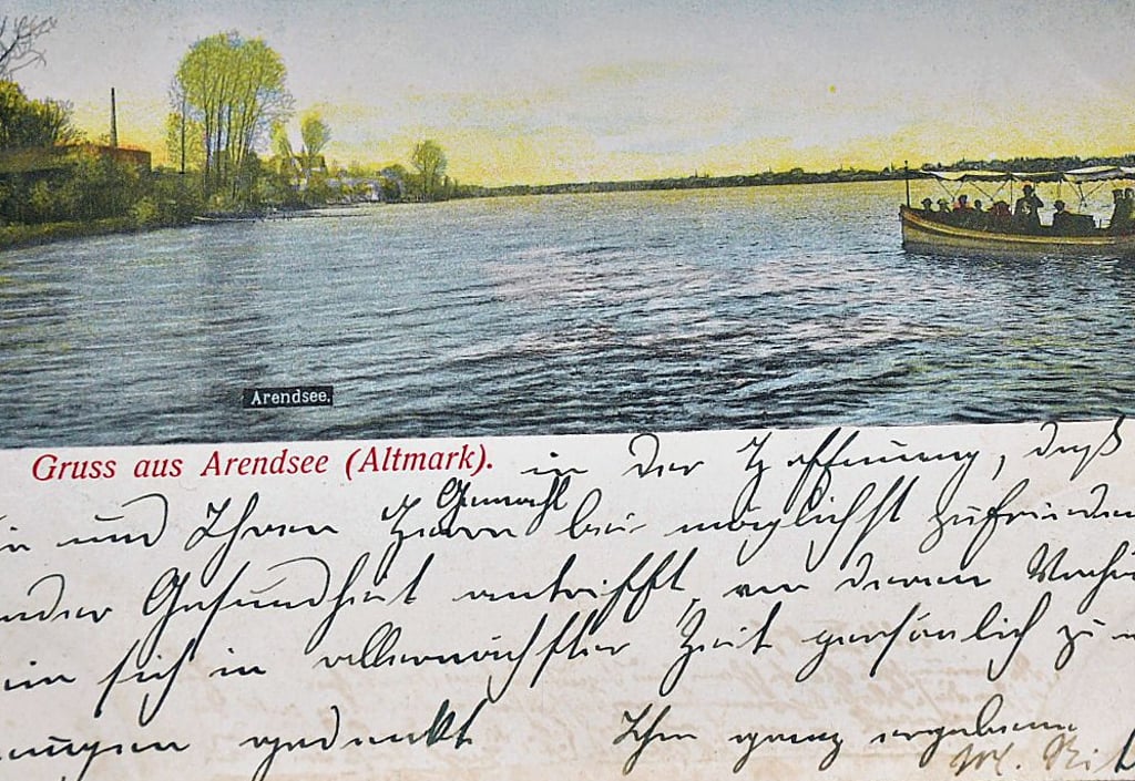 Bootstouren waren auf dem Arendsee auch früher beliebt, wie diese alte Postkarte (um 1900) beweist.