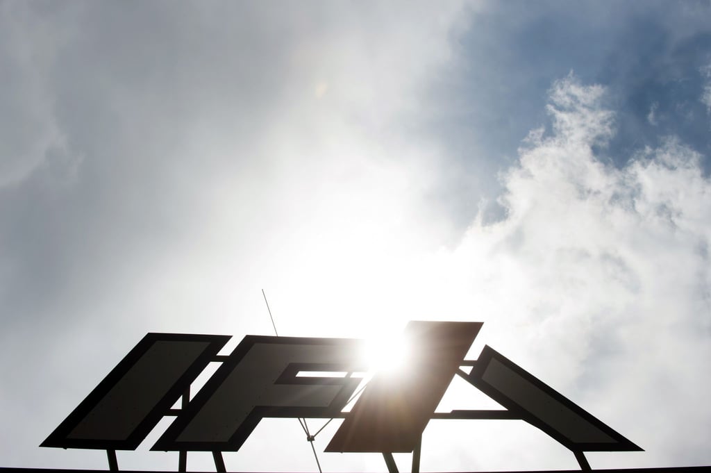 IFA" steht in großen Lettern auf dem Dach des Werkes der IFA Rotorion.