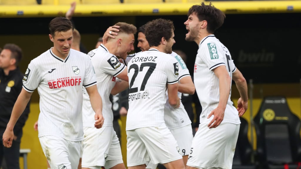 Der SC Verl feiert einen dramatische Auswärtssie beim BVB II.