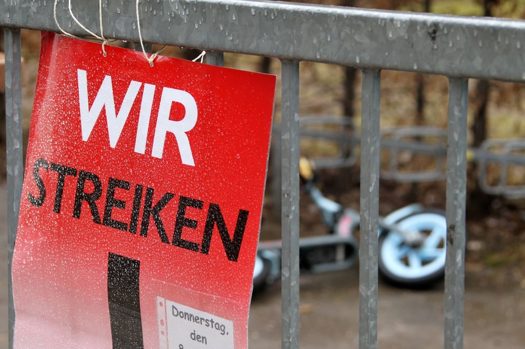 Weil Verdi die Erzieher zu Warnstreiks aufgerufen hat, können viele Kitas nur einen Notbetrieb anbieten.