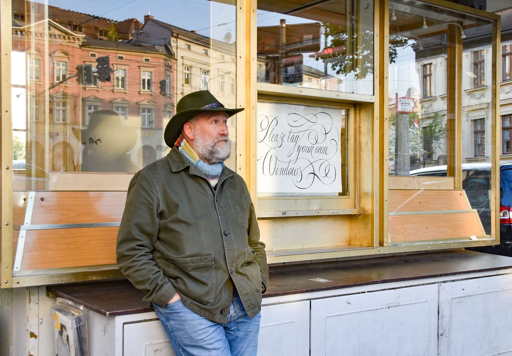 Der Kiosk hr. fleischer am Reileck ist einer der Lieblingsorte des aus Belgien stammenden Schauspielers und Musikers Simon van Parys.