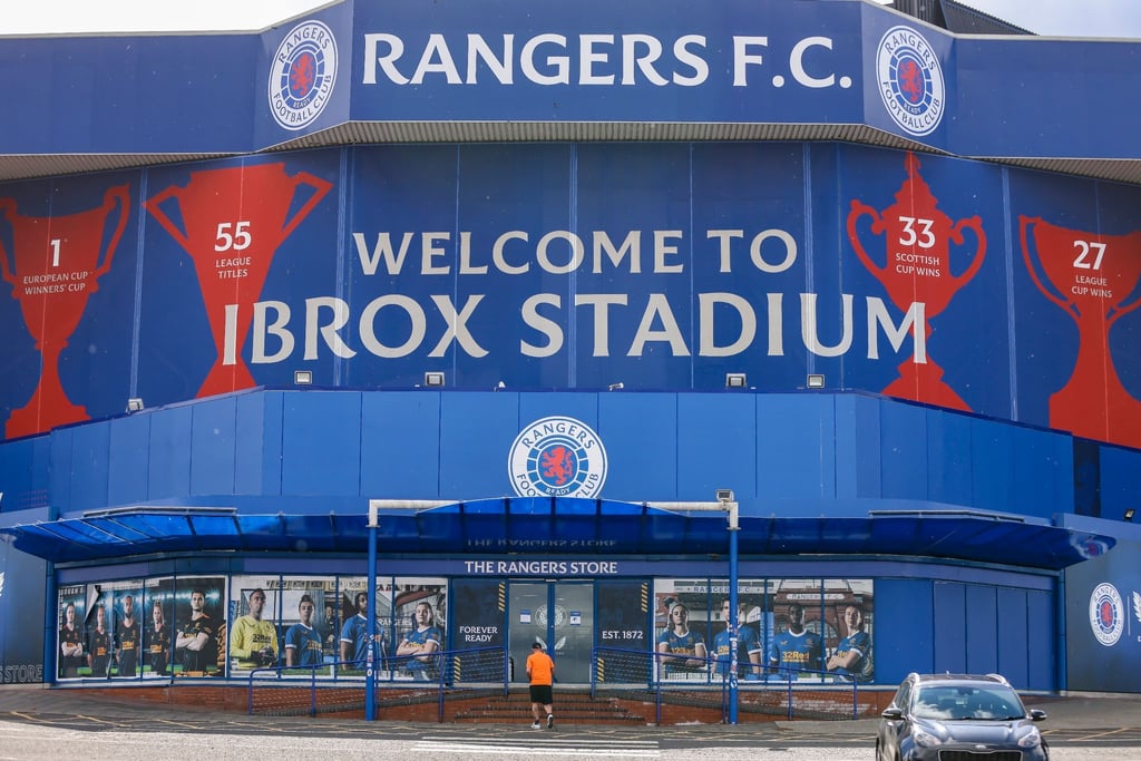 Die Glasgow Rangers, Gegner von Eintracht Frankfurt im Europa-League-Finale, gewinnen im eigenen Ibrox Stadium gegen Dundee United.