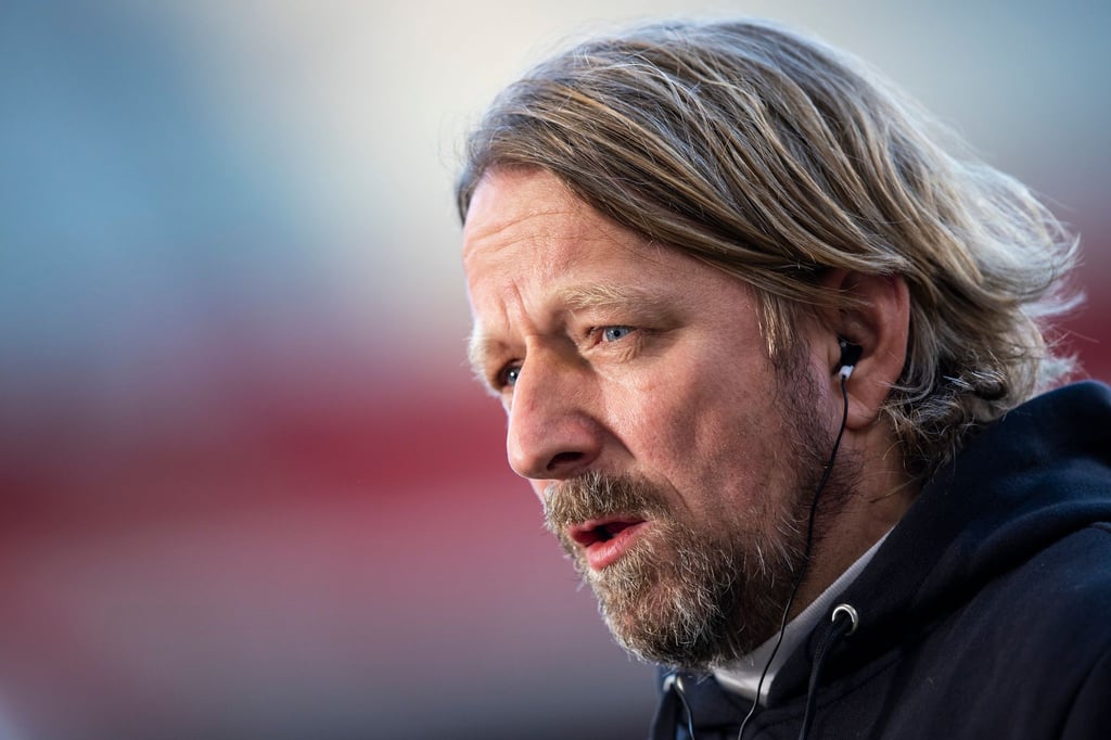 Für Sportdirektor Sven Mislintat geht es mit dem VfB Stuttgart um den Verbleib in der Fußball-Bundesliga.