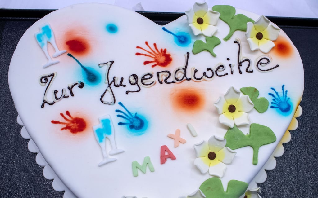 Jugendweihen, Konfirmationen und andere Feste der Jugend mussten wegen Corona häufig ausfallen. Jetzt darf auch in Weißenfels und dem Burgenlandkreis wieder gefeiert werden.