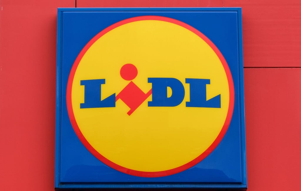Logo des Discounters Lidl in Marzahn-Hellersdorf.