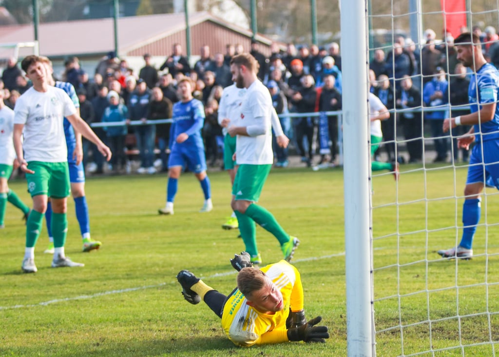 Seit vielen Jahren zählt Torhüter David Tretropp zu den Leistungsträgern beim Fußball-Verbandsligisten Romonta Amsdorf.