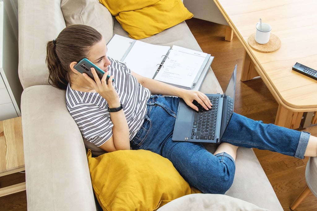 Wer aufgrund einer körperlichen Einschränkung pro Tag nicht mehr als sechs Stunden arbeiten kann, dem steht unter Umständen eine Erwerbsminderungsrente zu. Hilfe und Beratungstermine gibt es beim zuständigen Rentenversicherungsträger.