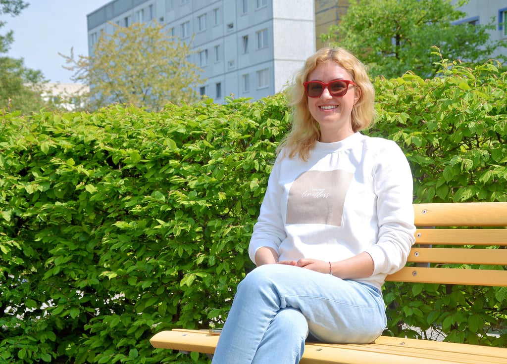 Julia Baiduzh ist seit dem 11. März in Staßfurt. Die 38-Jährige ist Anwältin und kommt aus Krementschuk, einer Großstadt am Dnepr, 300 Kilometer südöstlich von Kiew. Sie ist zusammen mit ihrem elfjährigen Sohn in Deutschland.