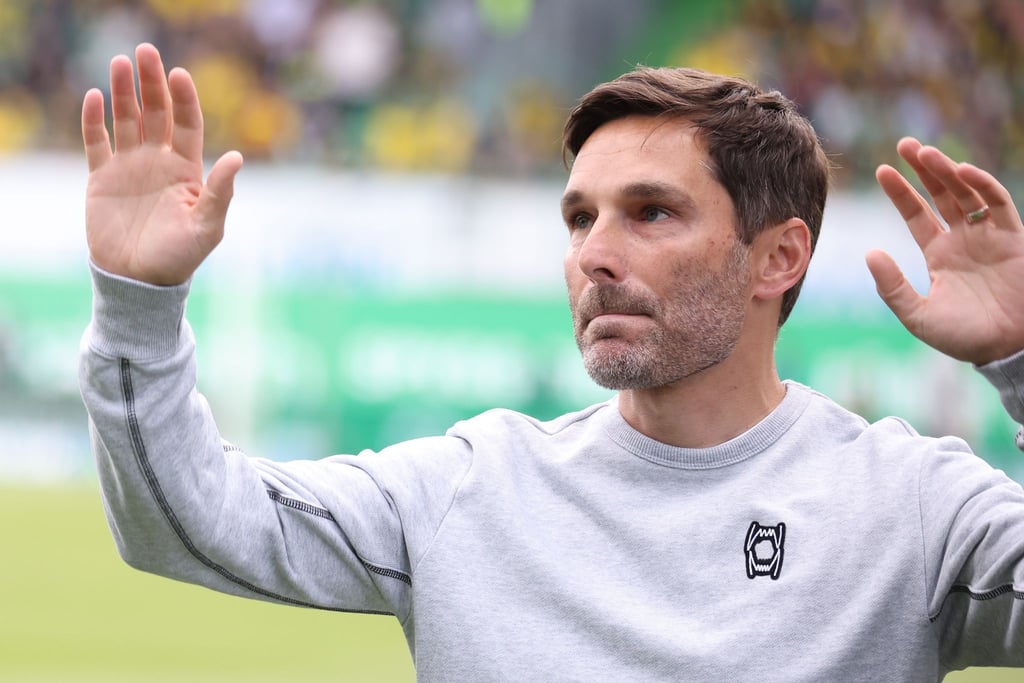 Wurde positiv auf das Coronavirus getestet: Fürths Trainer Stefan Leitl.