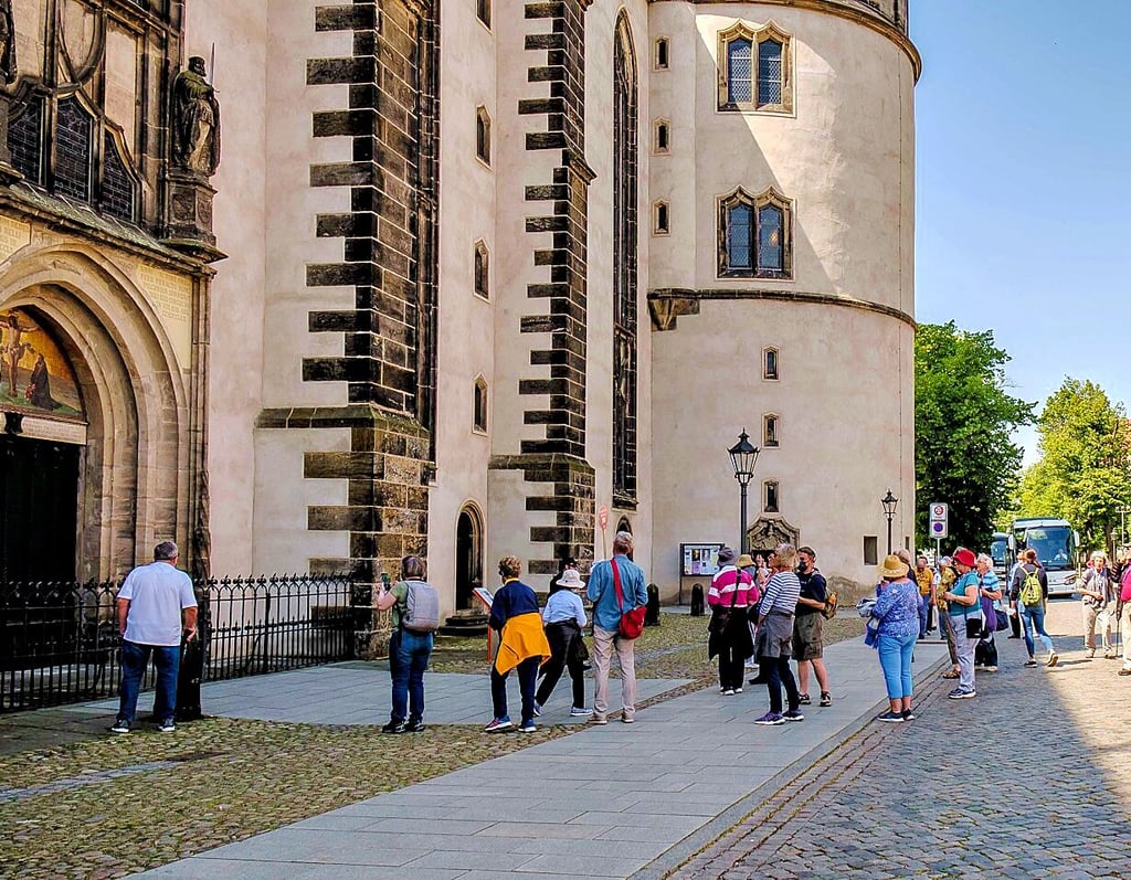 Der Tourismus in Wittenberg läuft wieder an, wie man hier sieht. Grenzenlos optimistisch ist die Branche allerdings nicht.