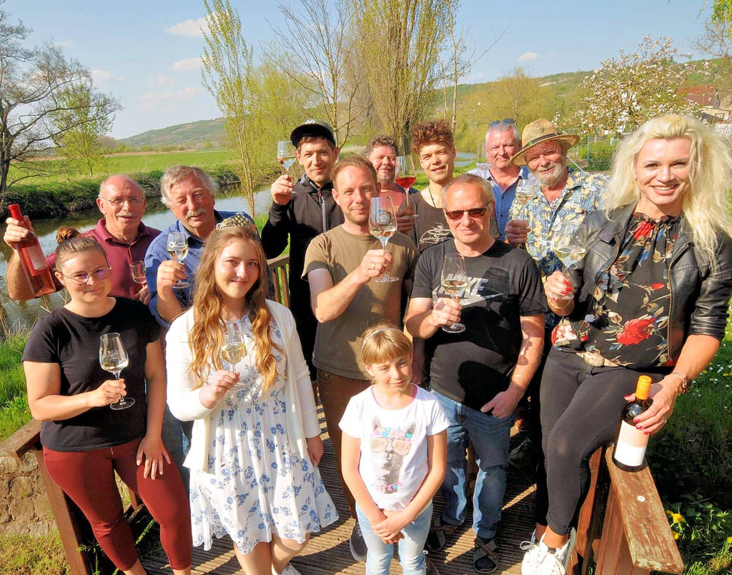 Die Macher hinter „U-W-E“, dem Unstrut-Wein-Erlebnis, das am 28. Mai am Flussabschnitt zwischen Burgscheidungen und Dorndorf seine Premiere erleben wird.