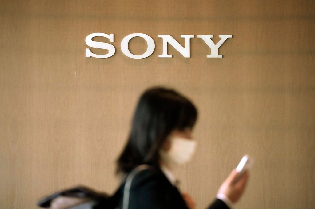 Sony leidet weiter unter der Chip-Krise.