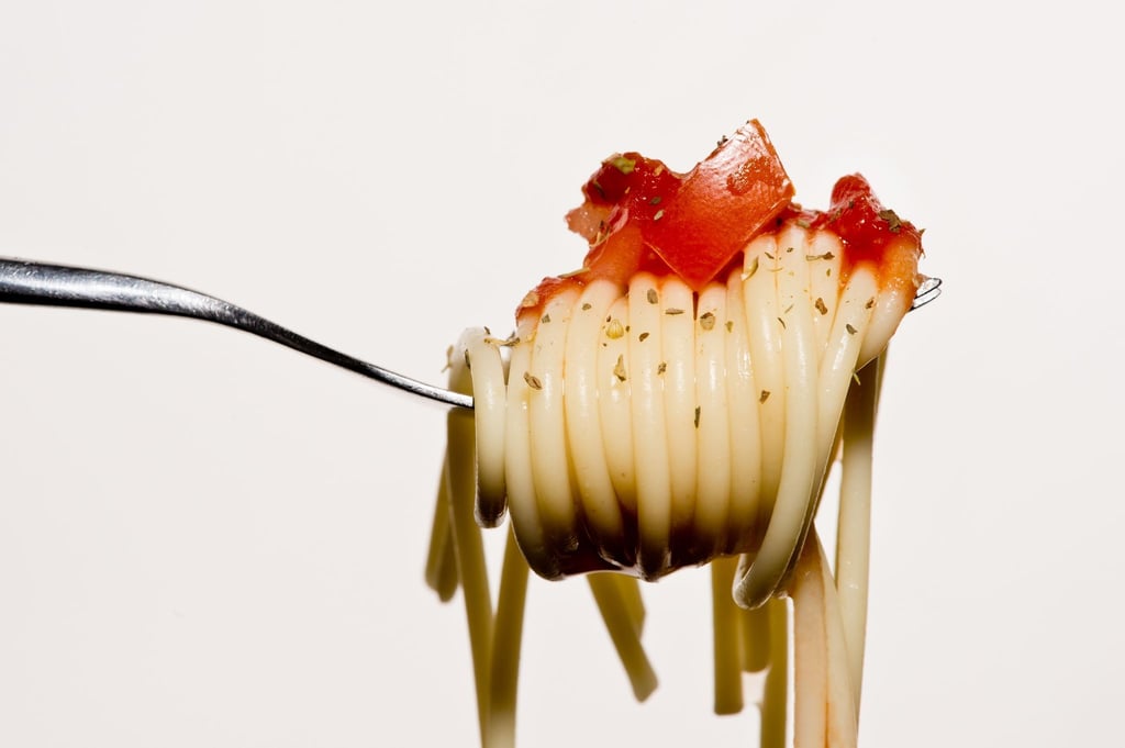 Es muss nicht immer das Brötchen mit Marmelade zum Frühstück sein. Man kann auch mit ein paar Gabeln Spaghetti in den Tag starten.