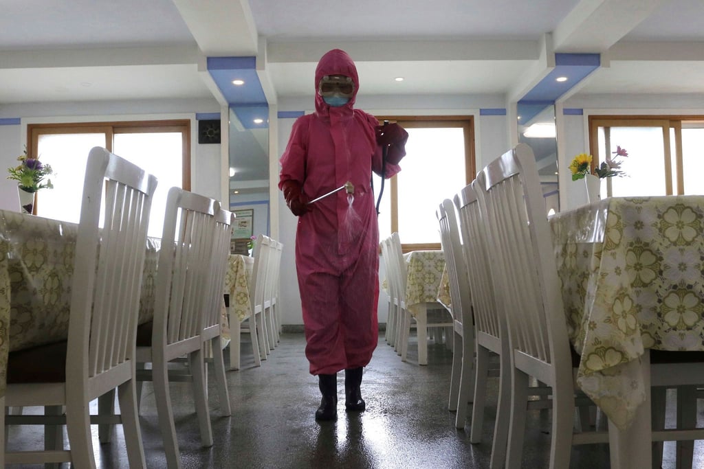 Lange hat Nordkorea die Ausbreitung des Coronavirus dementiert. Vor kurzem wurden nun offiziell der erste Fall bestätigt.