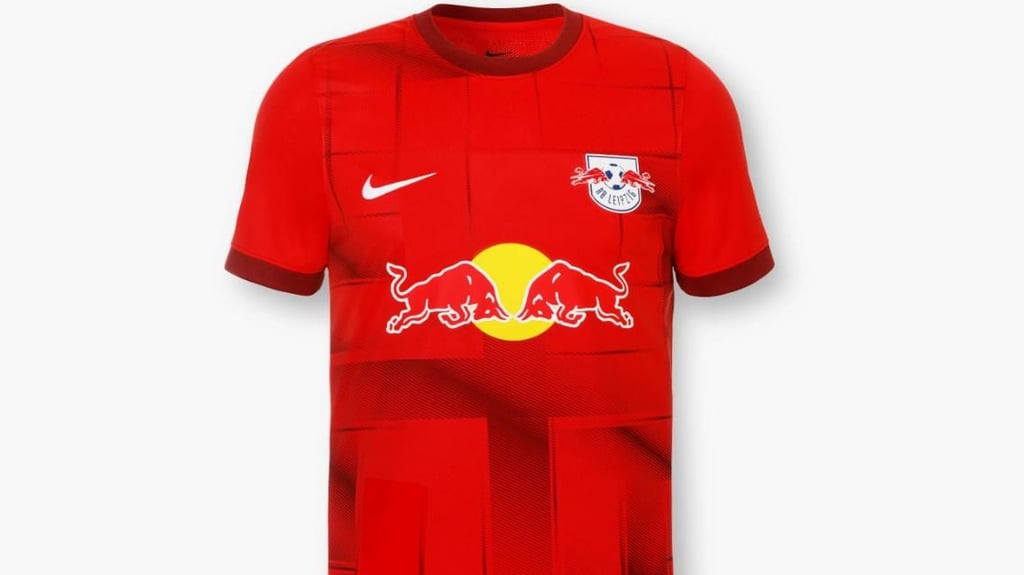 Nicht zu übersehen: So läuft RB Leipzig nächste Saison in der Ferne auf.