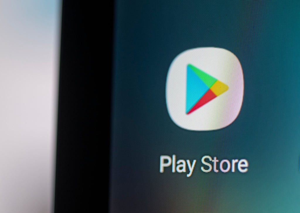 Wer im Google Play Store Apps herunterladen möchte, soll ab jetzt die Datenverarbeitung besser nachvollziehen können.