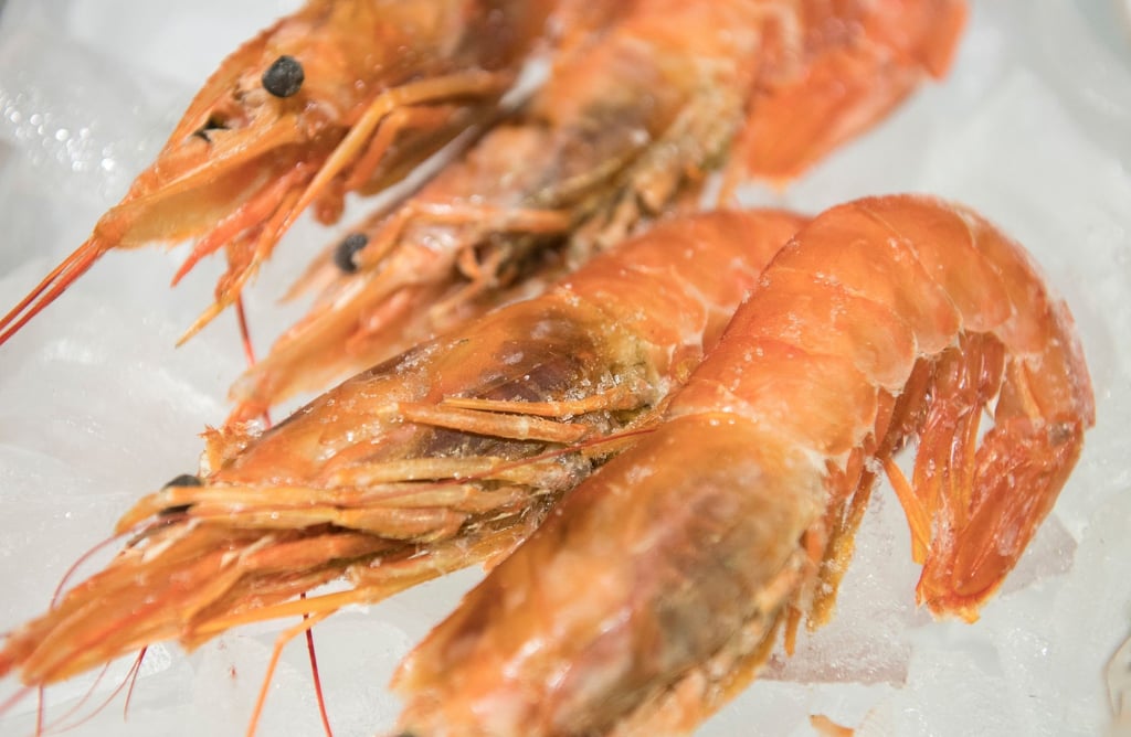 Garnelen stehen auf der Rangliste der meist verzehrten Fisch- und Krebsarten in Deutschland auf Platz fünf. Kennzeichnungen geben Aufschluss über eine nachhaltige Zucht.